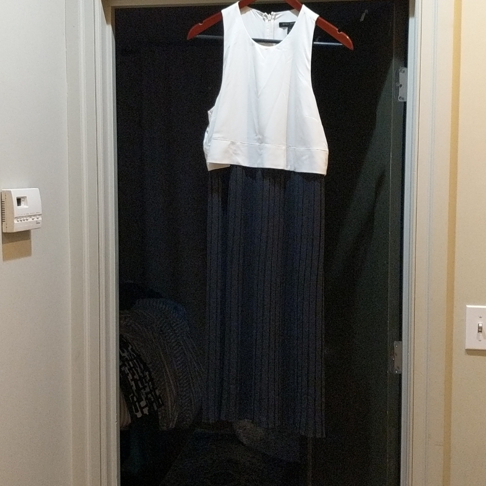 Banana Republic Pleated Midi Dress